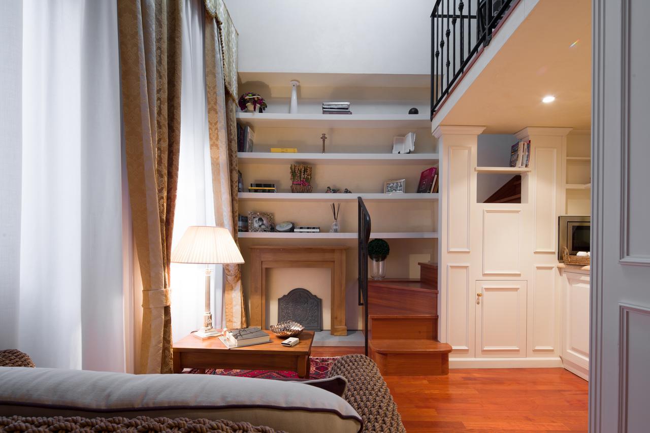 Old Tower Ponte Vecchio Suite Florence Phòng bức ảnh